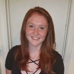 Meet your Posher, Alexis